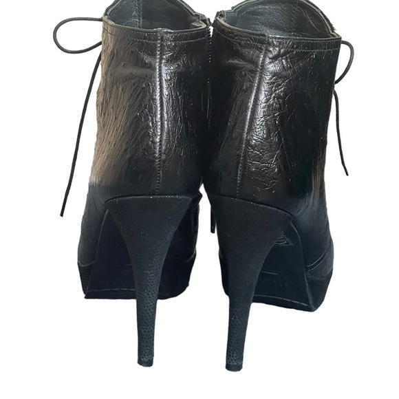 Stuart Weitzman Black melange ankle booties size 7.5M - Picture 10 of 12